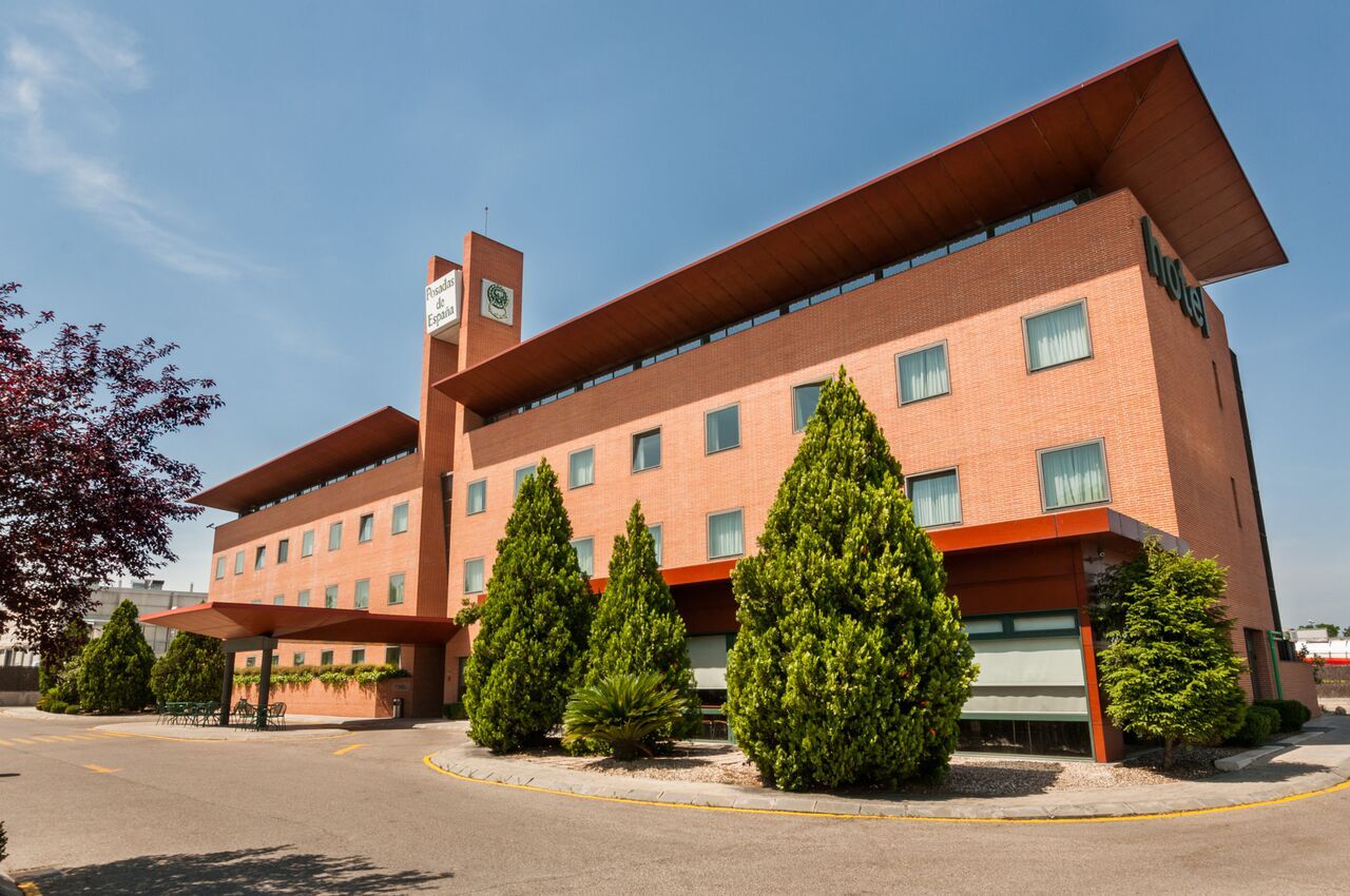 Posadas De Espana Pinto Esterno foto
